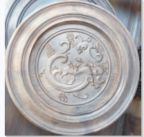 精（jīng）美浮雕木質家具