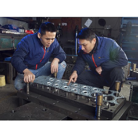 模（mó）具部